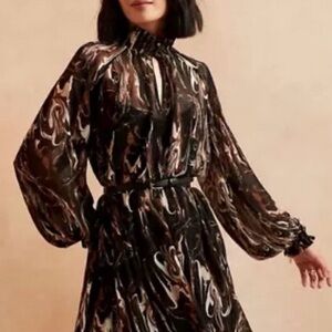 Super flowy, mocha swirl patterned, Large Banana Republic dress